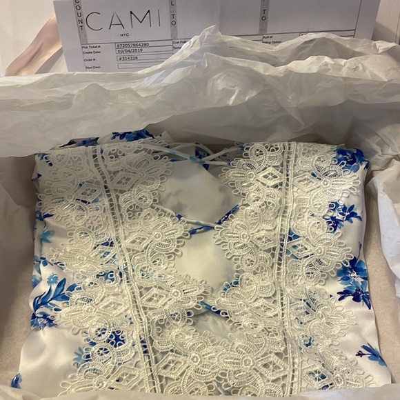 CAMI NYC || CHARLIE TANK NWT & BOX || Limited Edition Azure Print - Picture 12 of 13